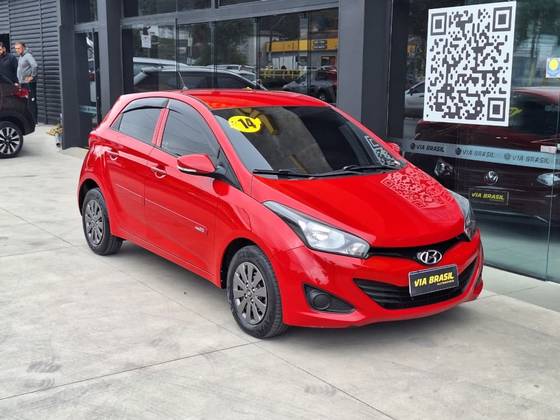 HYUNDAI HB20 1.6 COMFORT PLUS 16V FLEX 4P MANUAL HYUNDAI HB20 1.6 COMFORT PLUS 16V FLEX 4P MANUAL